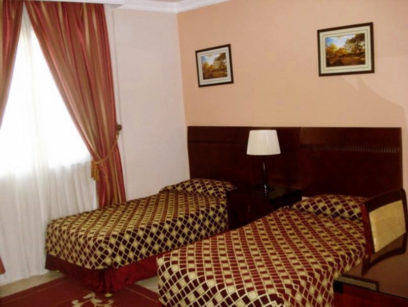 Continental Suite Farwaniya Кувейт Екстериор снимка