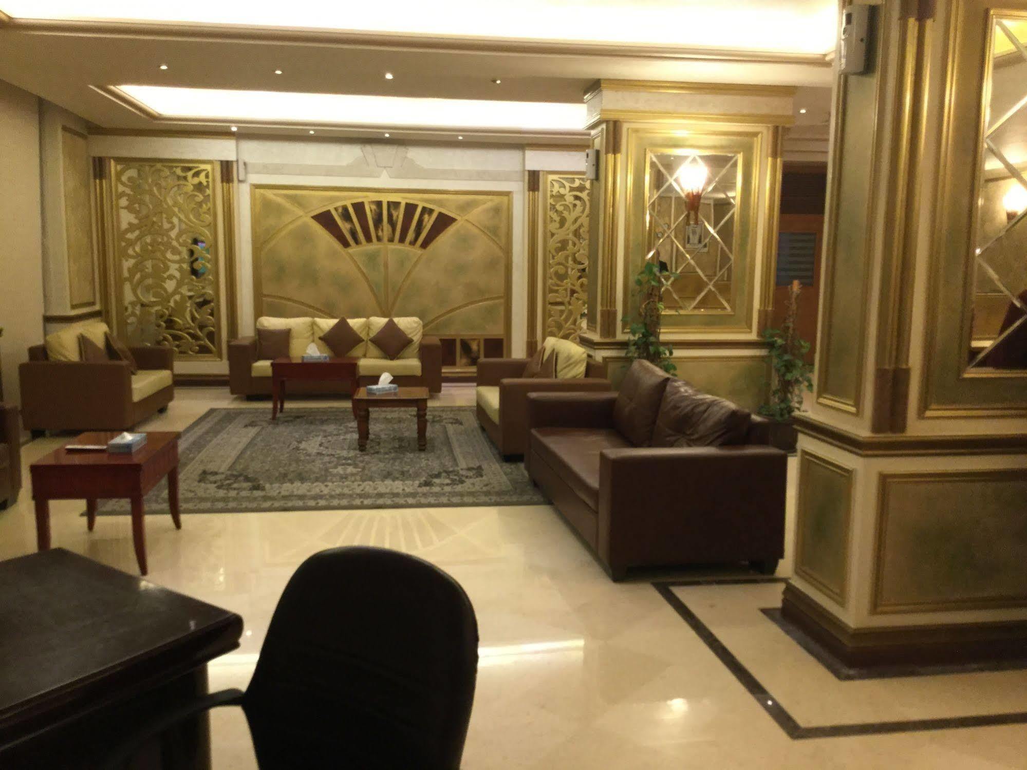 Continental Suite Farwaniya Кувейт Екстериор снимка